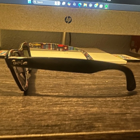 Ray-Ban Black and Multicolor Wayfarer Sunglasses - Polarized - Picture 4 of 5